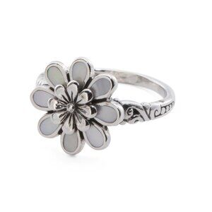 ANNIKA WITT Silver Made In Bali Sterling Silver Mother Of Pearl Flower Ring